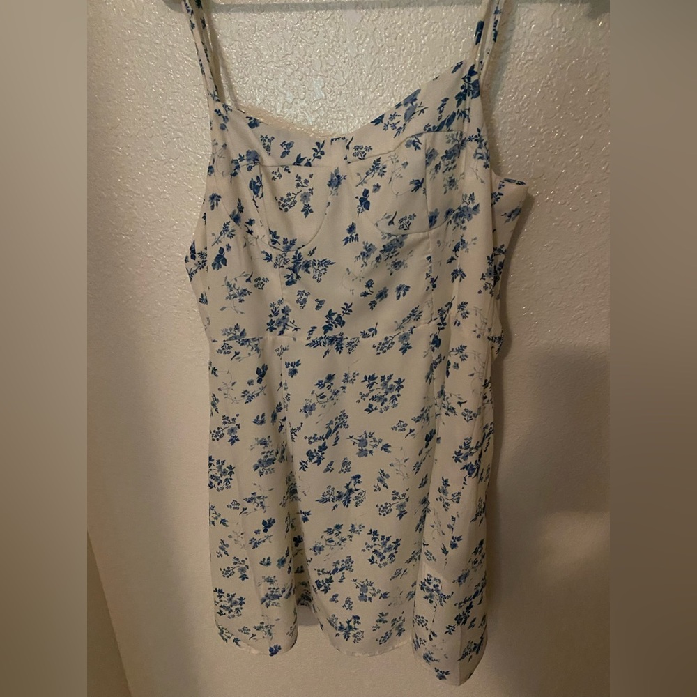 Short white floral dress